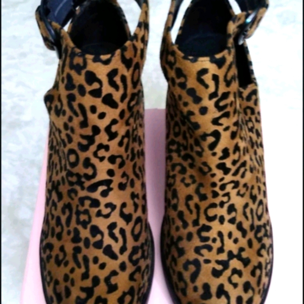 Mix No. 6... Lopen Bootie